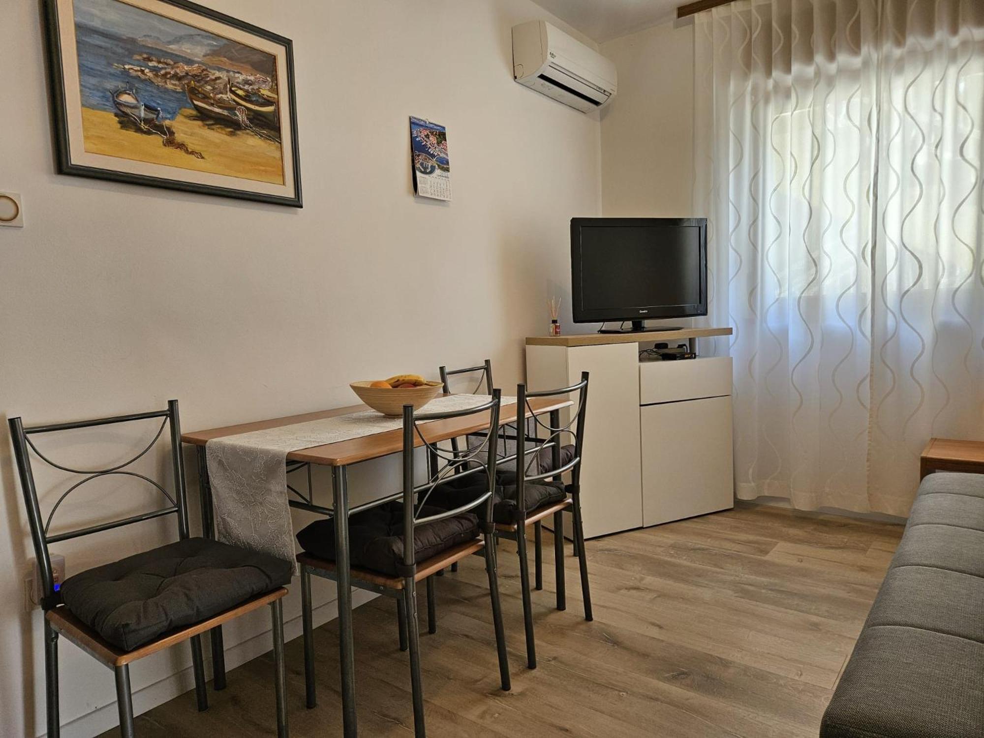 Apartments Andrea Malinska Bagian luar foto
